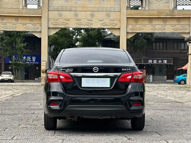 Nissan Sylphy — Фото автомобиля 5