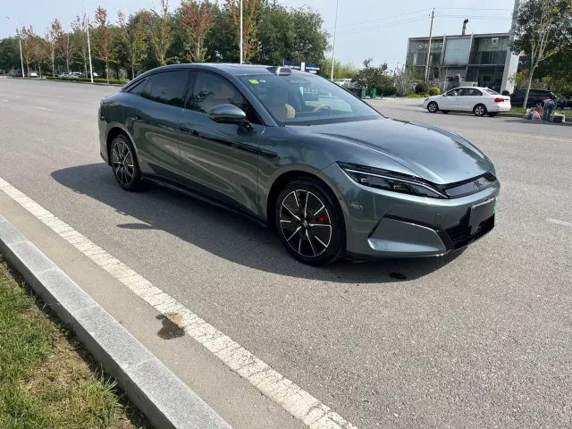 BYD Han L — Фото автомобиля 3