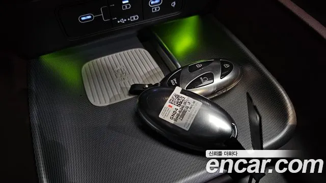 Hyundai Grandeur Grandeur (GN7) 2.5 Бензин 2WD — Фото автомобиля 25