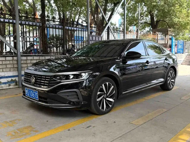 Фотография автомобиля — Volkswagen Passat
