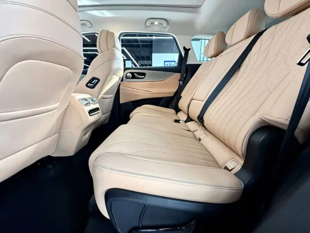 Chery Tiggo 9 — Фото автомобиля 8