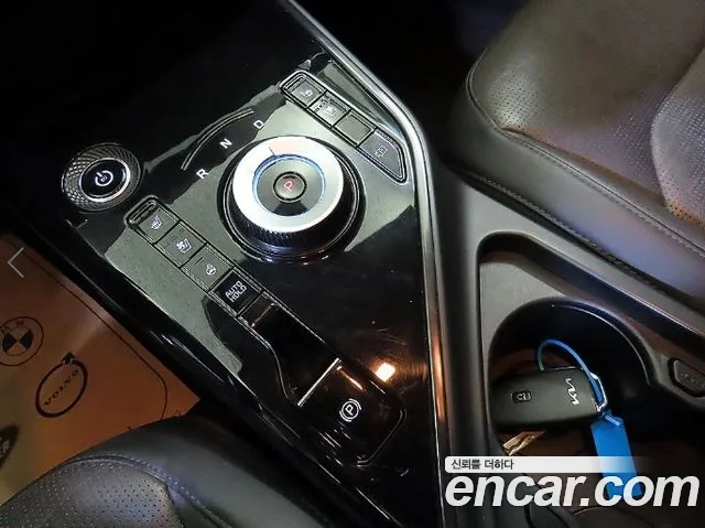 Kia Niro New — Фото автомобиля 12