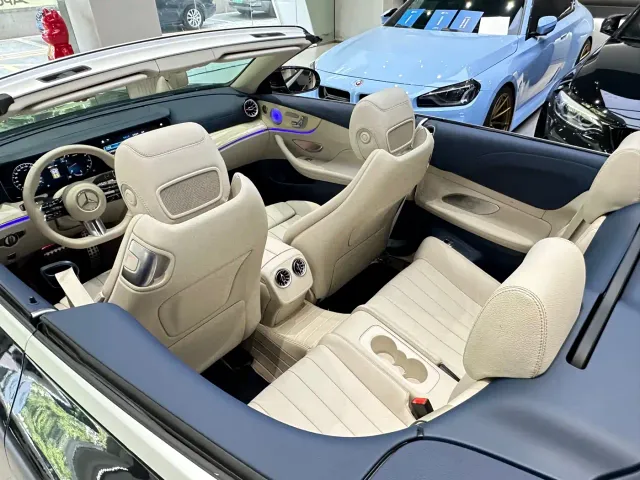 Mercedes-Benz E-Class — Фото автомобиля 10