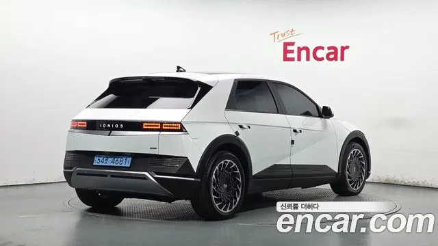 Hyundai Ioniq 5 — Фото автомобиля 2