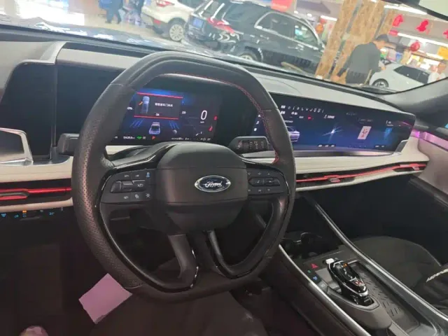 Ford Edge — Фото автомобиля 9