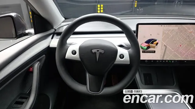 Tesla Model Y — Фото автомобиля 19