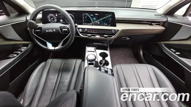 Kia K8 — Фото автомобиля 5