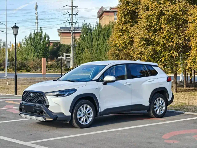 Фотография автомобиля — Toyota Corolla Cross