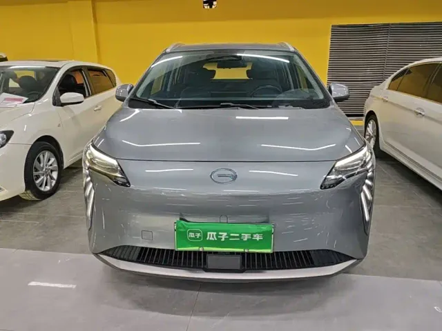 GAC Aion Y — Фото автомобиля 2