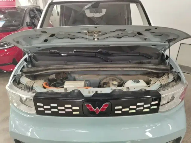 Wuling Hongguang Mini EV — Фото автомобиля 19