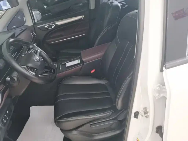 GAC Trumpchi M6 — Фото автомобиля 14