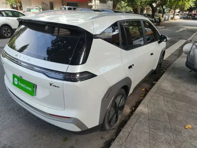 GAC Aion Y — Фото автомобиля 6