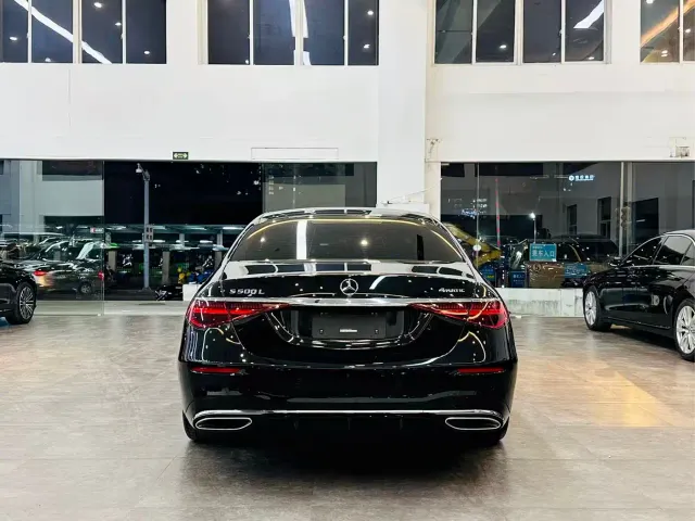 Mercedes-Benz S-Class — Фото автомобиля 5