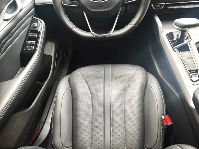 Geely Xingrui — Фото автомобиля 7