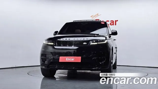 Land Rover Range Rover Sport — Фото автомобиля 3