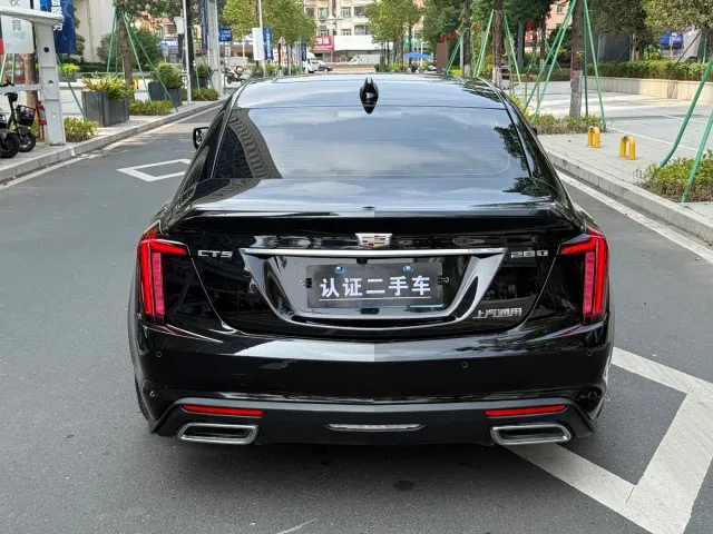 Cadillac CT5 — Фото автомобиля 10