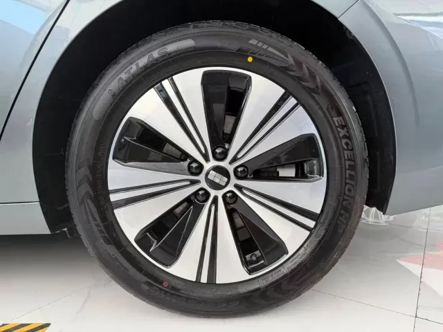 Geely Galaxy A7 — Фото автомобиля 20