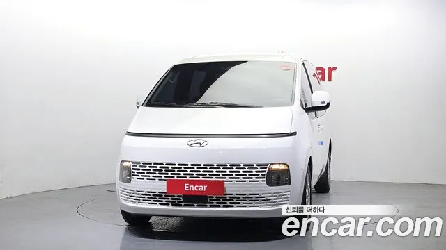 Hyundai Staria Staria L3.5 Инвалидная коляска Подъёмник/Slope — Фото автомобиля 3