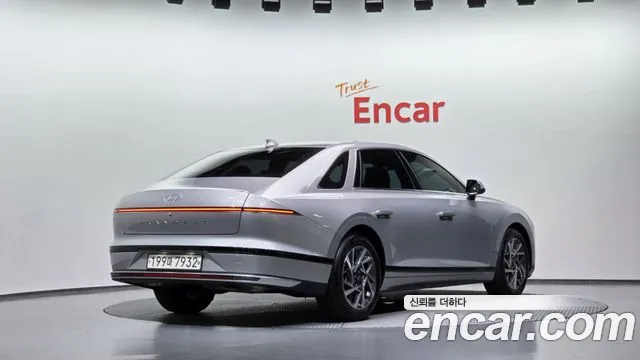 Hyundai Grandeur GN7 — Фото автомобиля 2