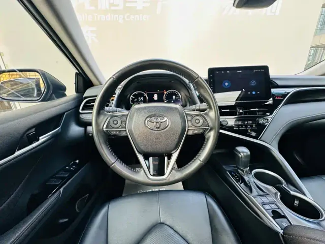 Toyota Camry — Фото автомобиля 12