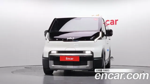 Kia PV5 — Фото автомобиля 3