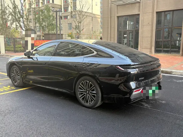 Geely Galaxy Xingyao 8 — Фото автомобиля 8
