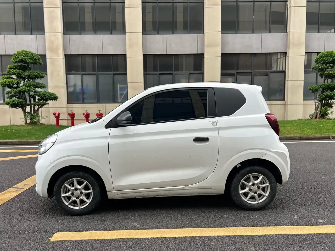 Roewe Kaiwei CLEVER 2022 311km Vitality Bobo Edition — Фото автомобиля 4
