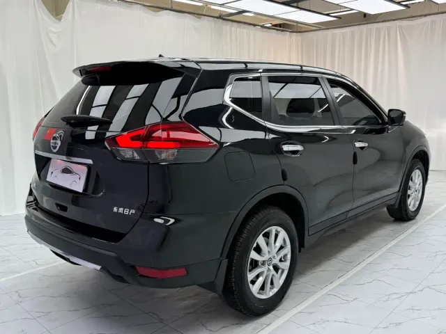 Nissan X-Trail — Фото автомобиля 6