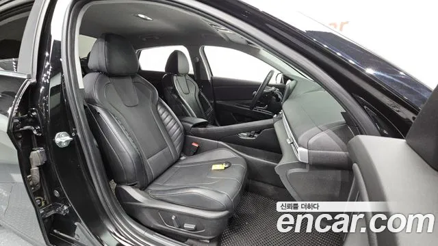 Hyundai Avante — Фото автомобиля 16