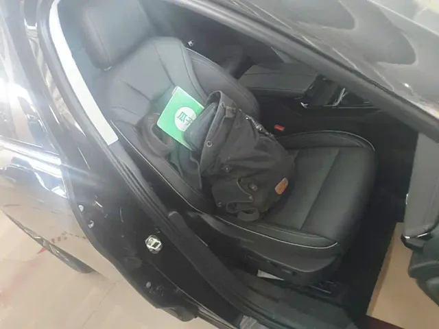 Buick Envision Plus — Фото автомобиля 24