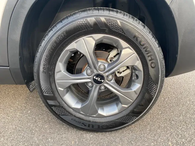 Kia Seltos — Фото автомобиля 18