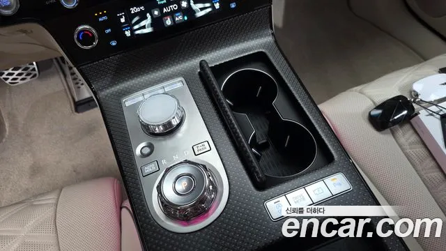 Genesis G80 RG3 — Фото автомобиля 12