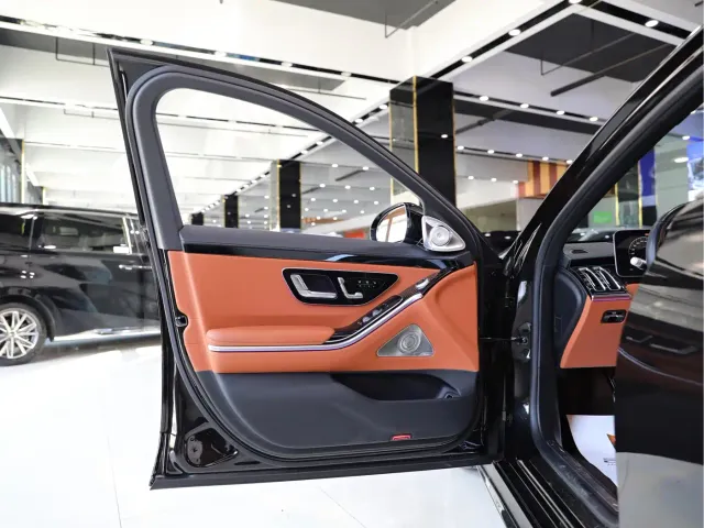 Mercedes-Benz S-Class — Фото автомобиля 5