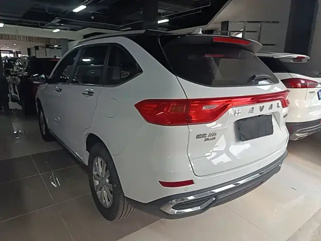 Haval M6 — Фото автомобиля 4
