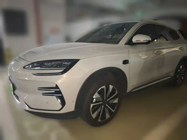 Фотография автомобиля — BYD Song PLUS