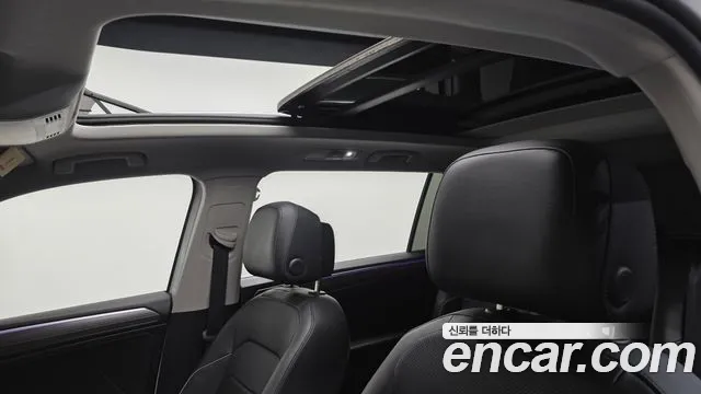 Volkswagen Tiguan — Фото автомобиля 14