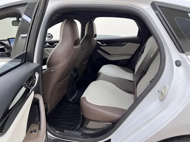 BYD Qin PLUS — Фото автомобиля 16