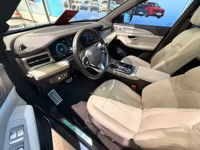 Jetour X90 — Фото автомобиля 4