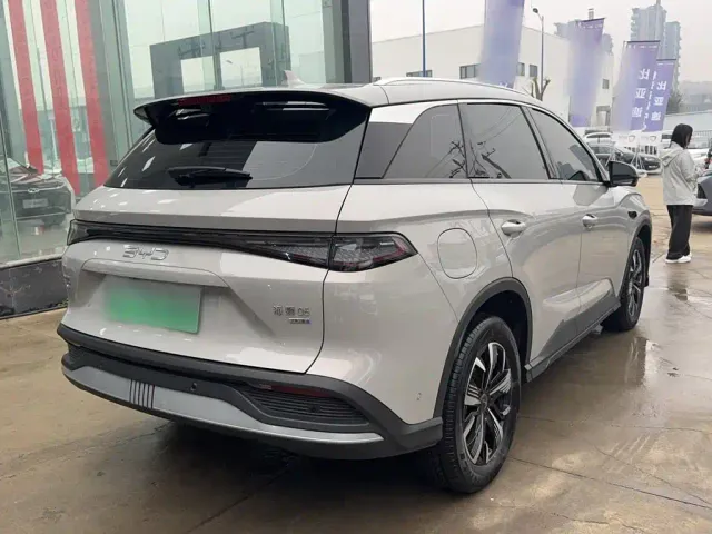 BYD Seal 05 DM-i — Фото автомобиля 11
