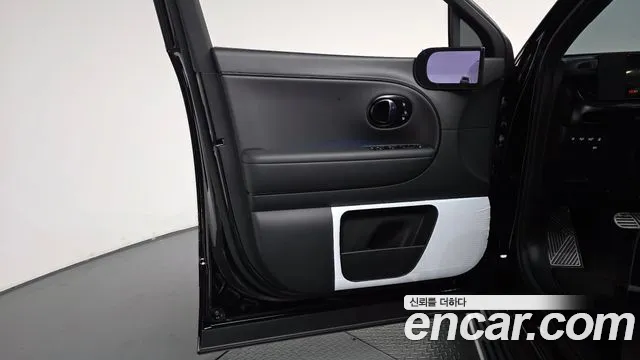 Hyundai Ioniq 9 — Фото автомобиля 13