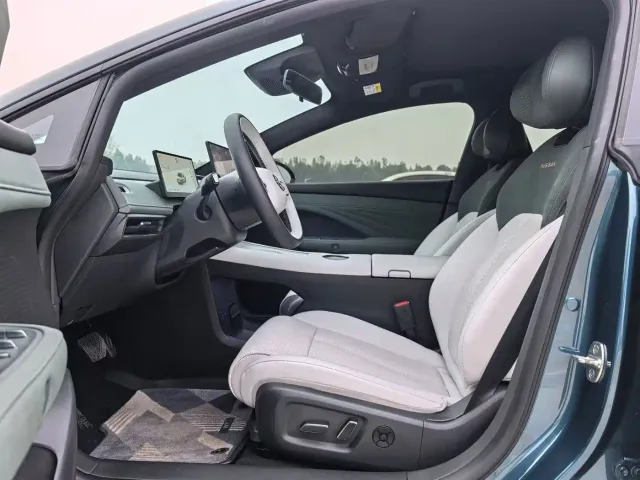 Nissan N7 — Фото автомобиля 4