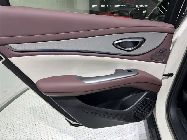 BYD Seal 07 DM-i — Фото автомобиля 22
