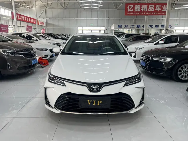 Toyota Corolla — Фото автомобиля 2