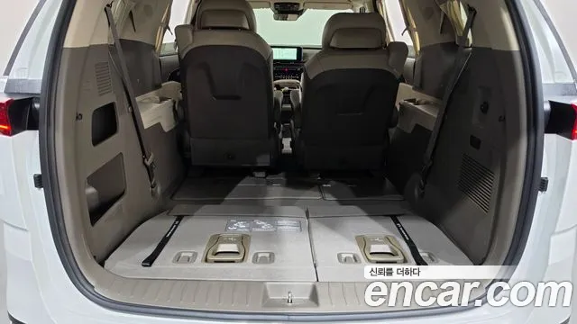 Kia Carnival 4th Gen — Фото автомобиля 25
