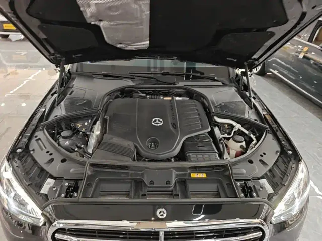 Mercedes-Benz S-Class — Фото автомобиля 19