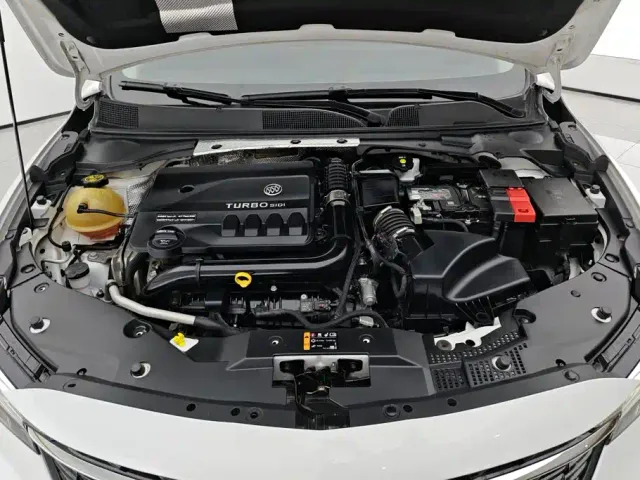 Buick Verano — Фото автомобиля 9