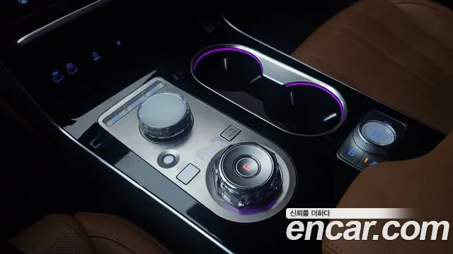 Genesis GV80 2.5T Бензин 2WD — Фото автомобиля 9