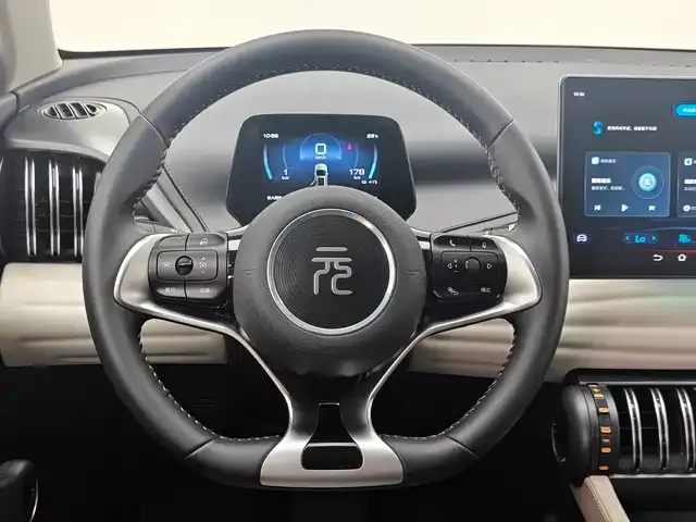 BYD Yuan PLUS — Фото автомобиля 11