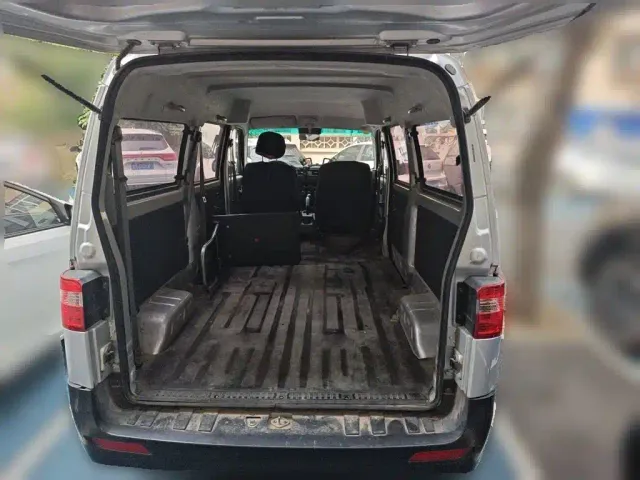 Jinbei New Hiace X30L — Фото автомобиля 15