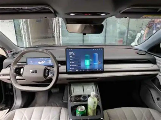 Geely Galaxy Xingyao 8 — Фото автомобиля 8